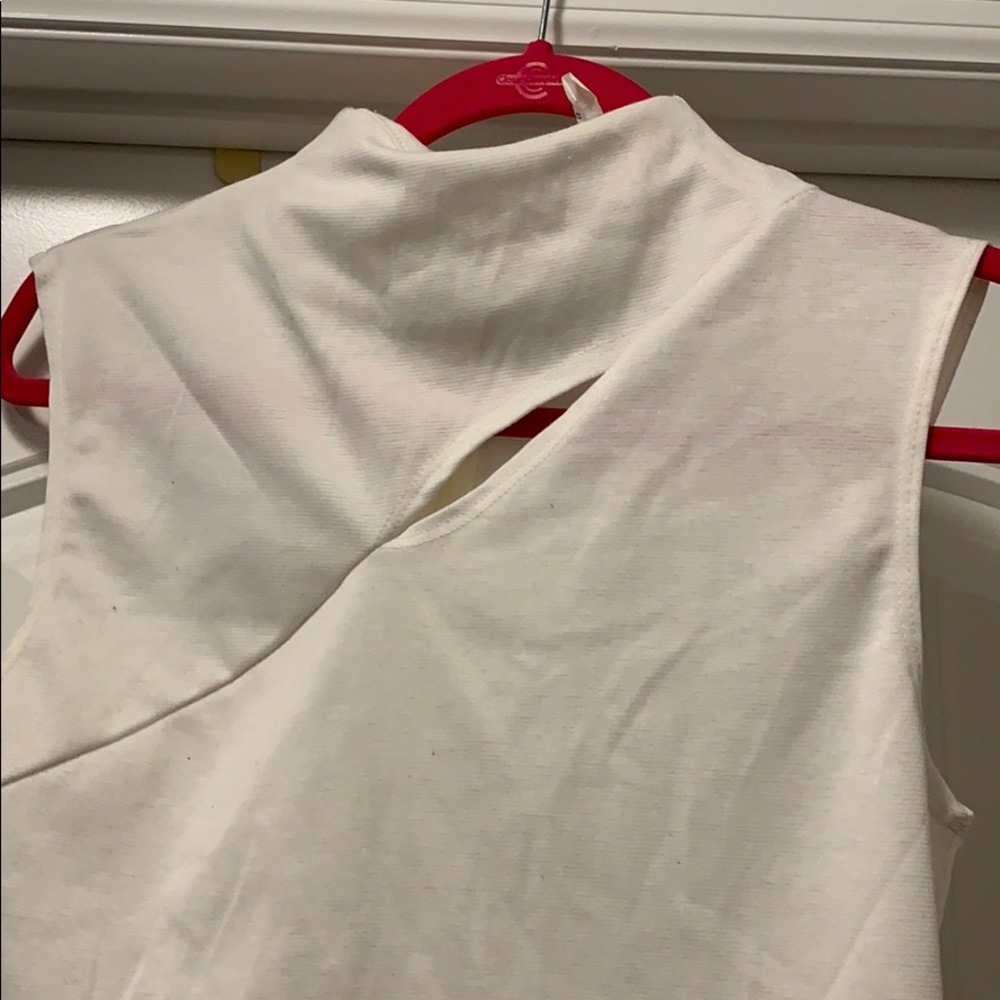 Cream Crop Top - Picture 4 of 4